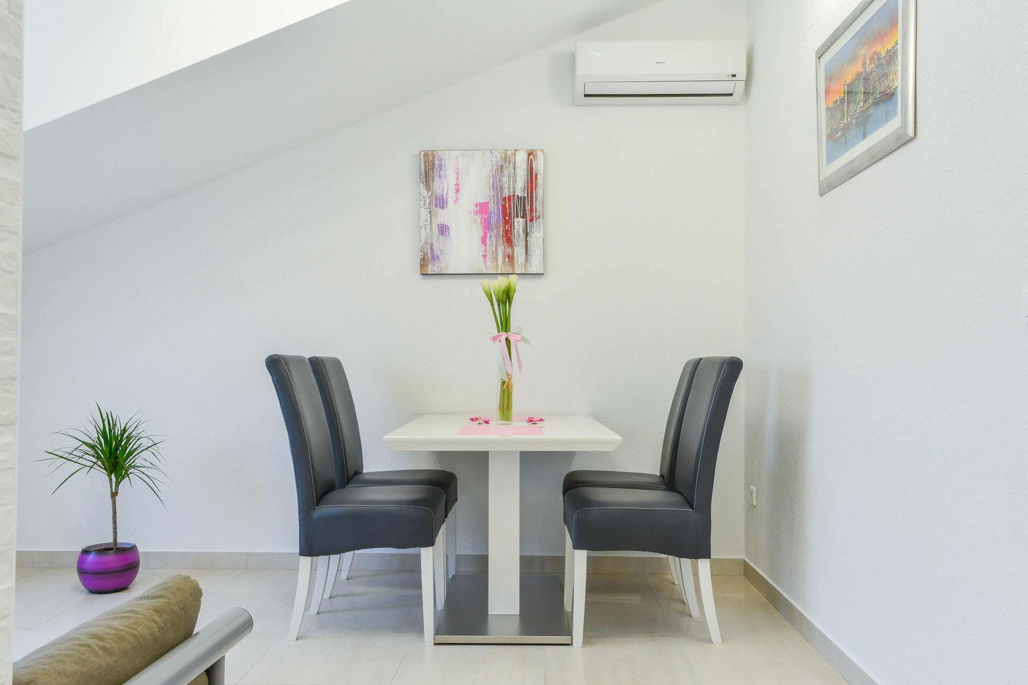 Luxury Apartments Villa Tea Trogir Buitenkant foto