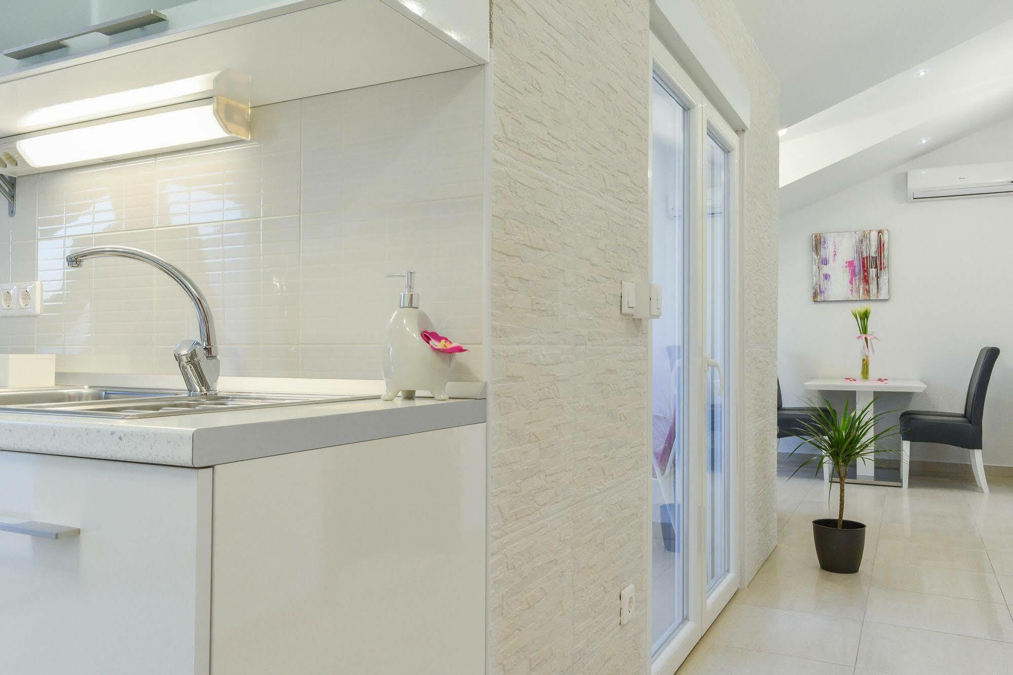 Luxury Apartments Villa Tea Trogir Buitenkant foto