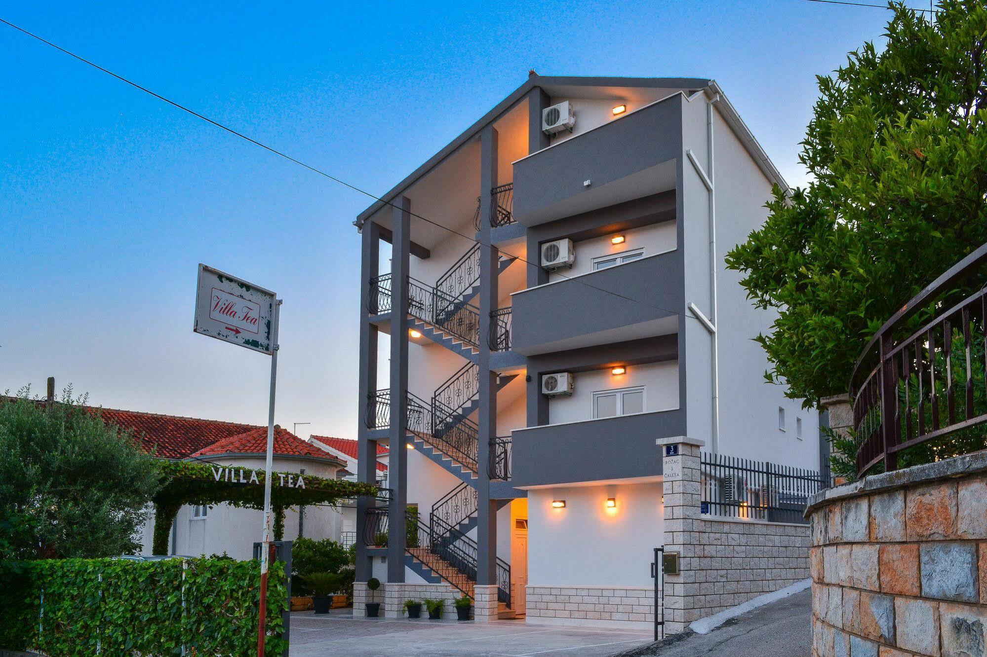 Luxury Apartments Villa Tea Trogir Buitenkant foto