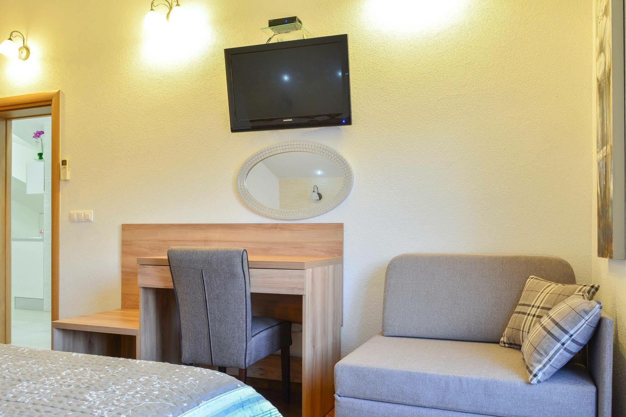 Luxury Apartments Villa Tea Trogir Buitenkant foto