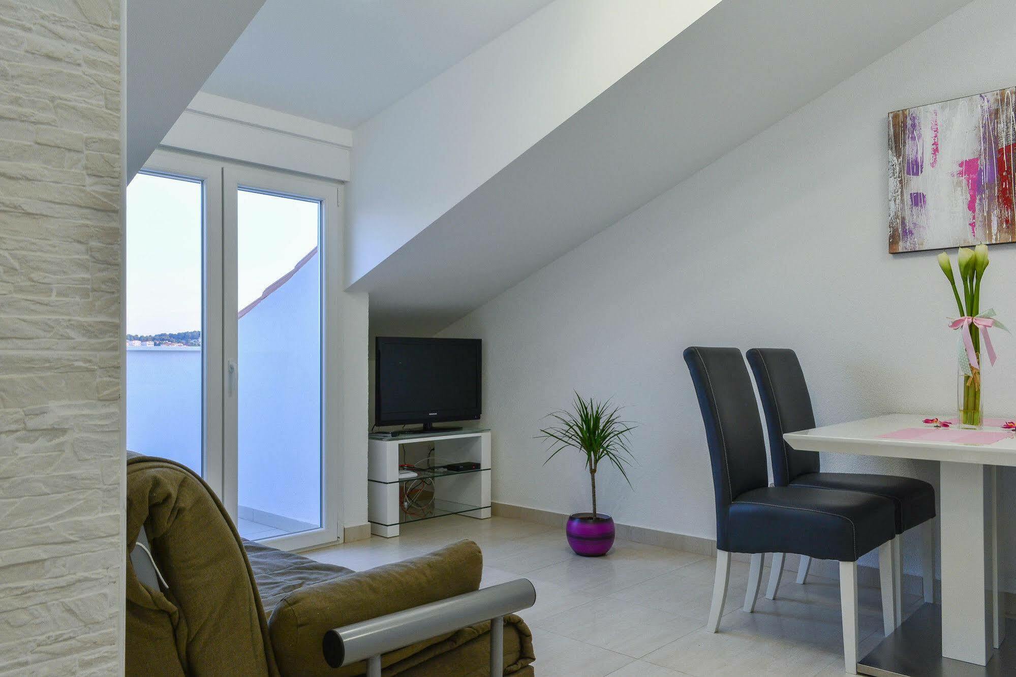 Luxury Apartments Villa Tea Trogir Buitenkant foto