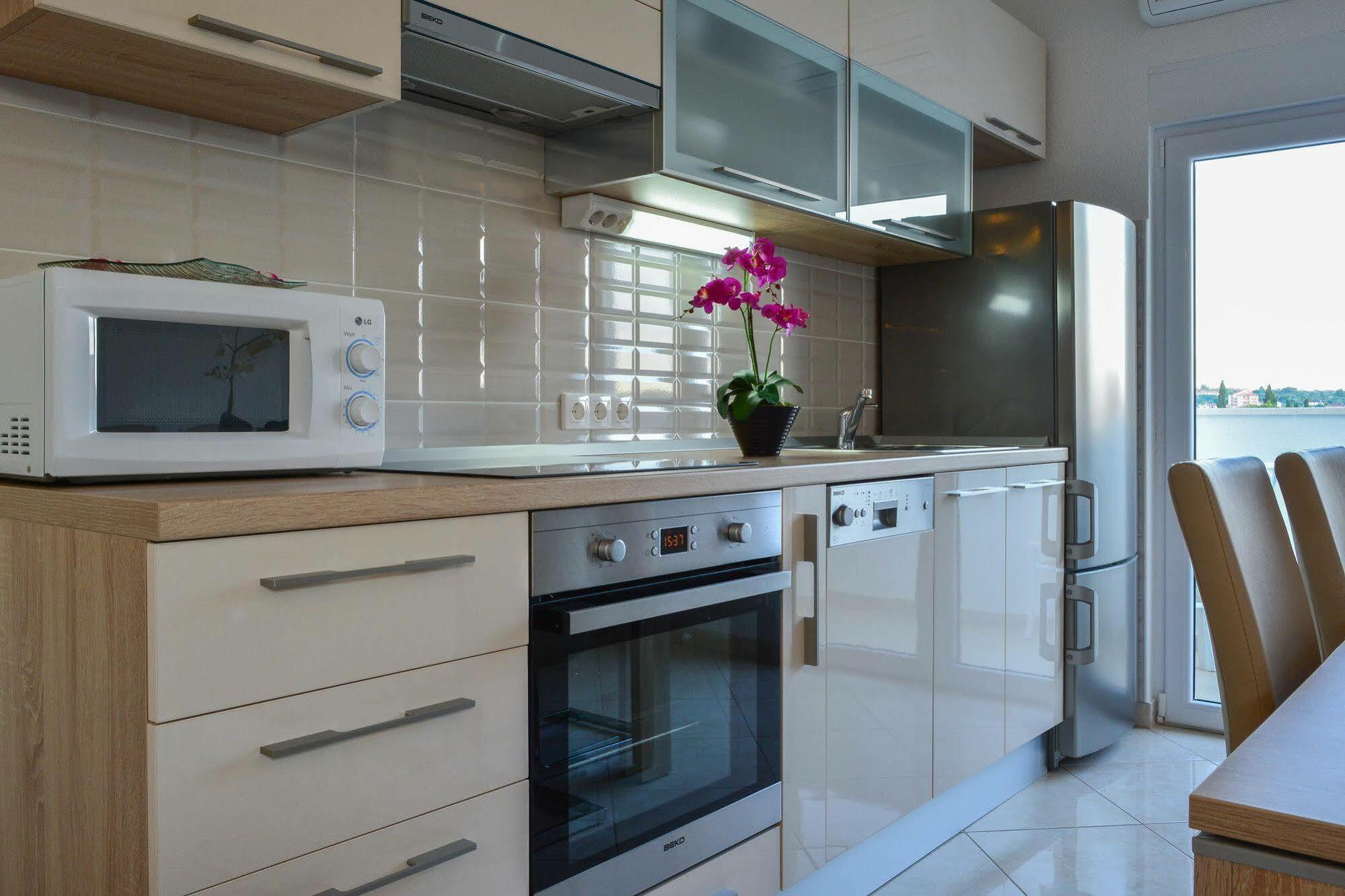 Luxury Apartments Villa Tea Trogir Buitenkant foto