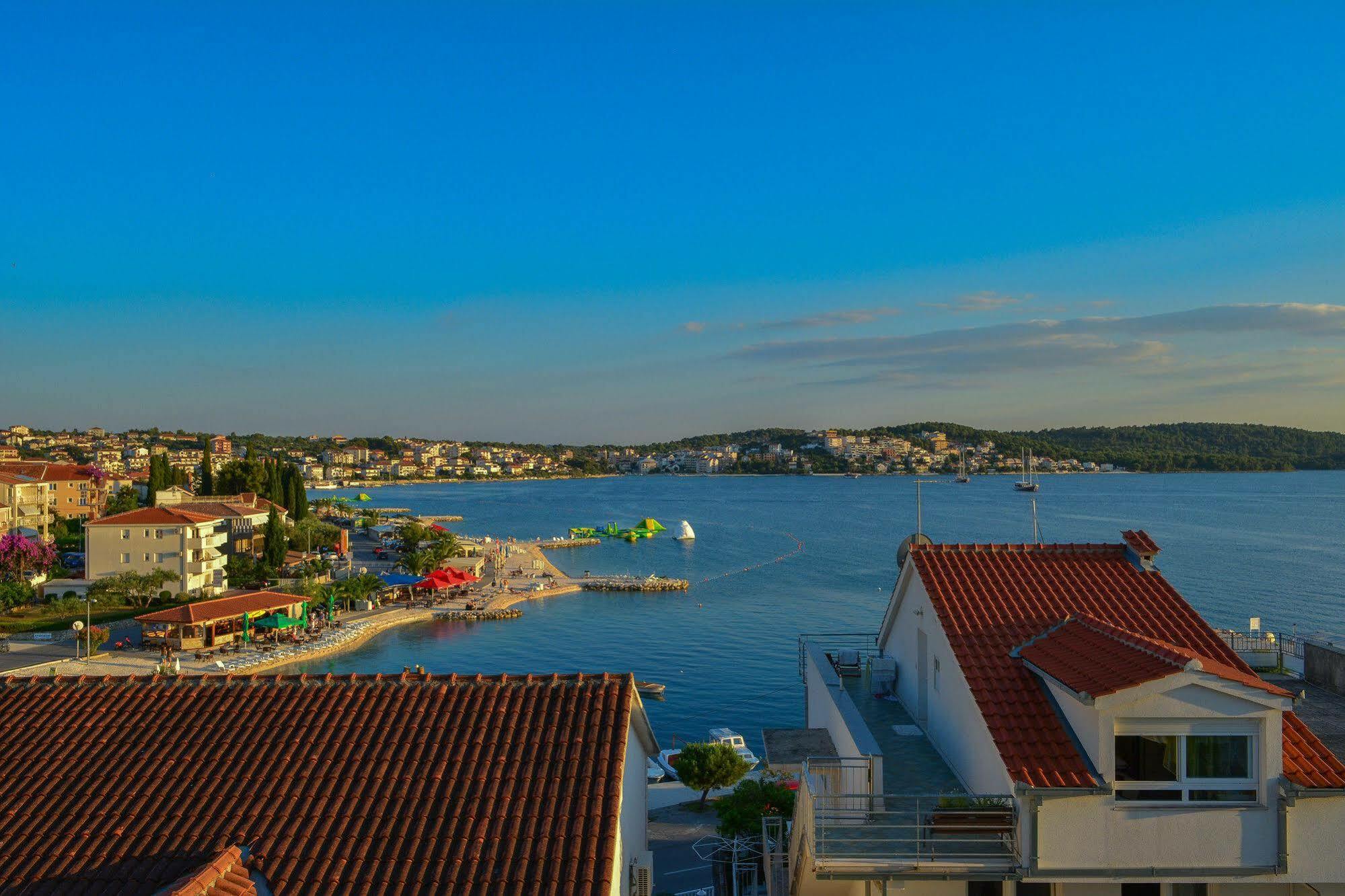 Luxury Apartments Villa Tea Trogir Buitenkant foto